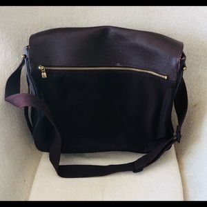 LOUIS VUITTON Taiga del Soo Messenger Bag